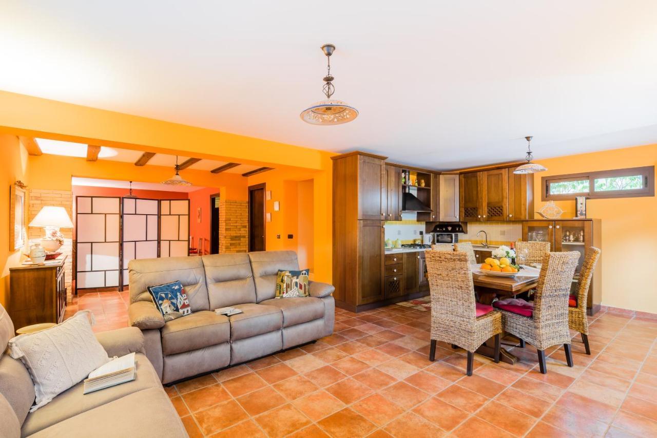 Sealand House Near The Sandy Beach, Parking & Wifi Avola Bagian luar foto