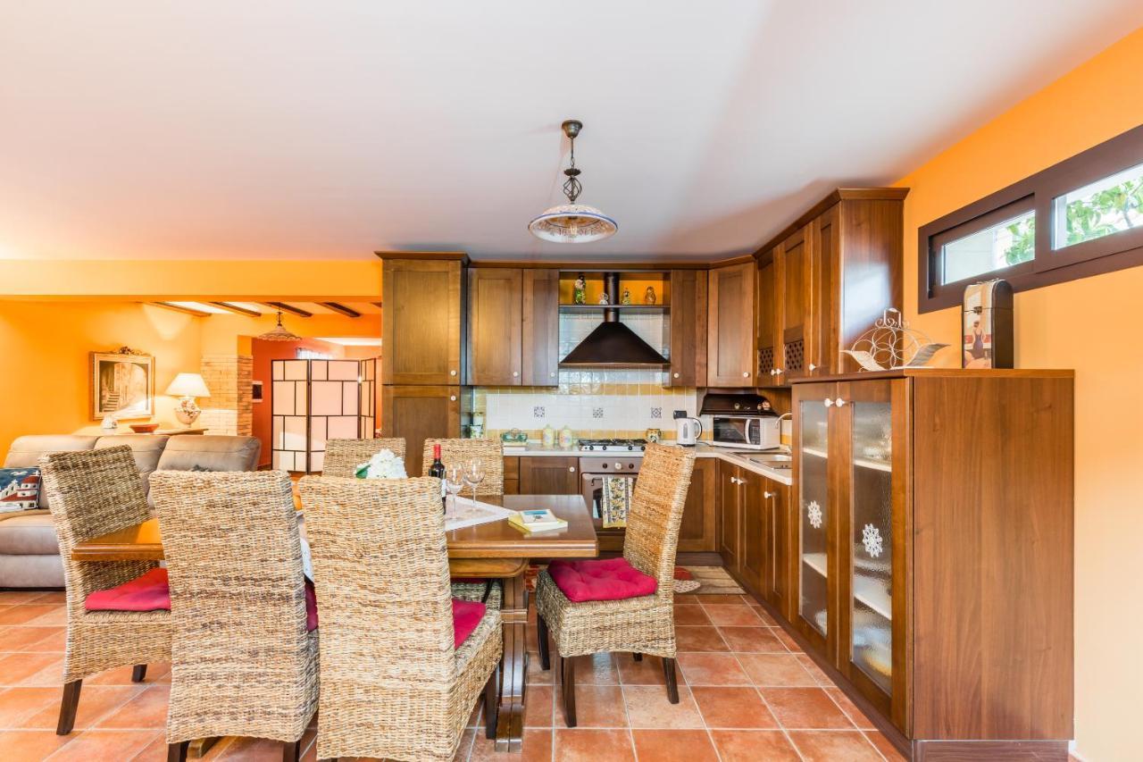 Sealand House Near The Sandy Beach, Parking & Wifi Avola Bagian luar foto